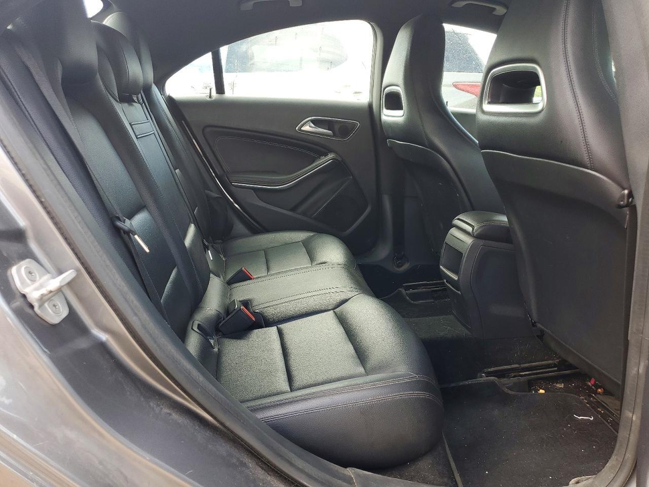 2014 Mercedes-Benz Cla 250 - zdjęcie 10