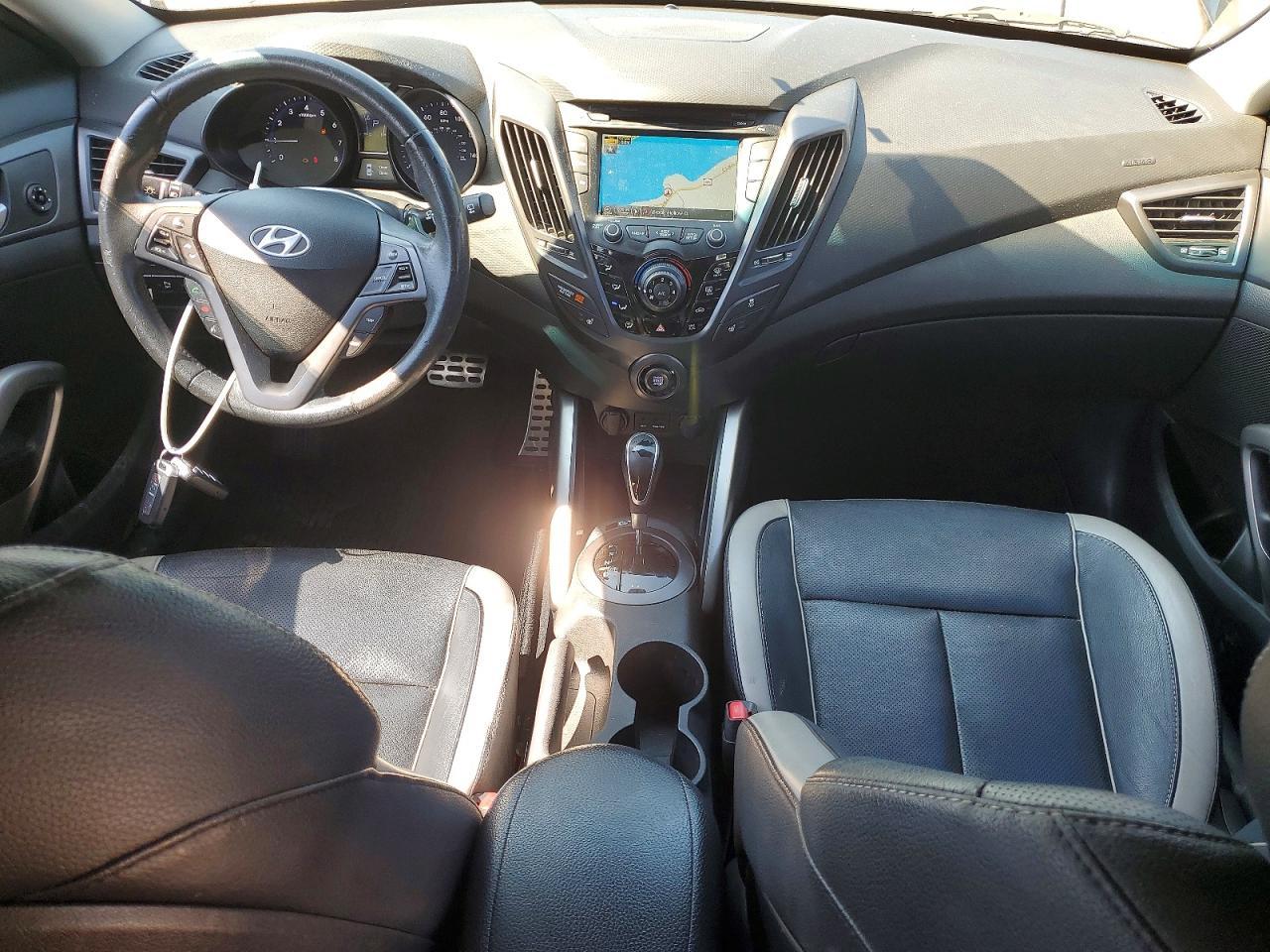 2013 Hyundai Veloster Turbo - zdjęcie 8