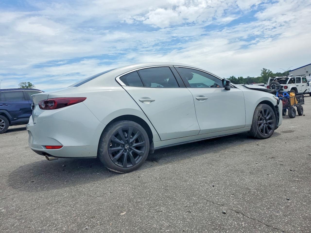 2025 Mazda 3 Select Sport - zdjęcie 3