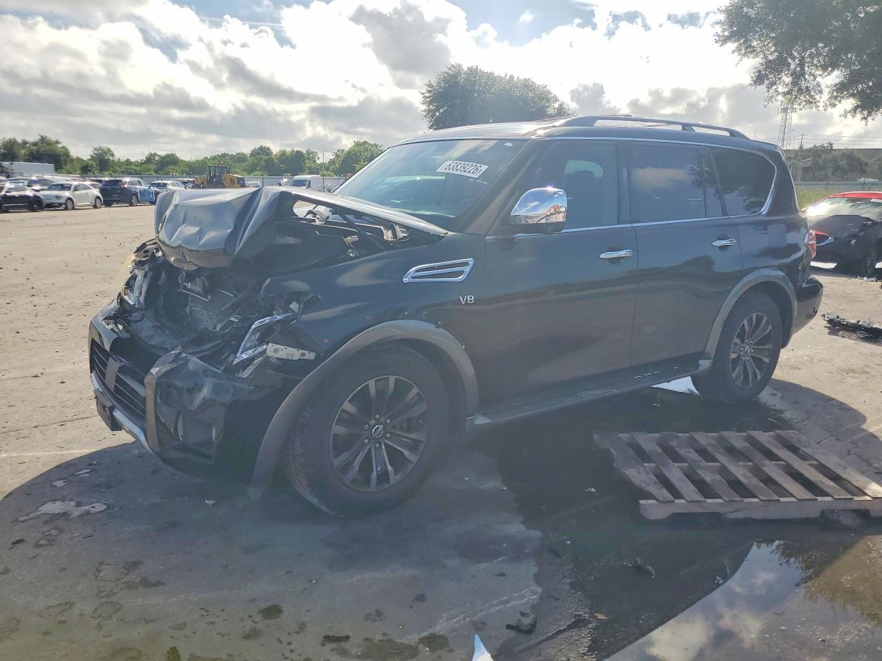 2017 Nissan Armada Platinum - zdjęcie główne