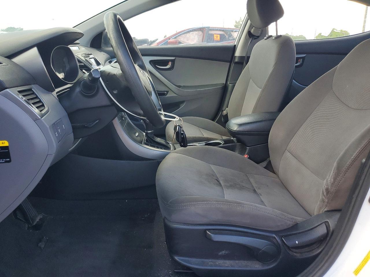 2016 Hyundai Elantra Se - zdjęcie 7