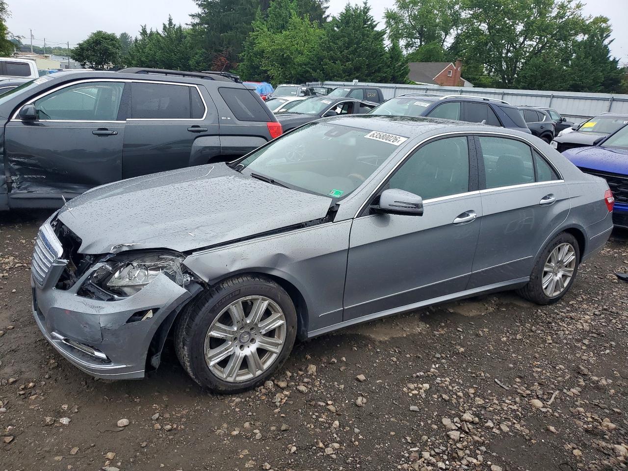 2013 Mercedes-Benz E 350 4Matic - zdjęcie główne