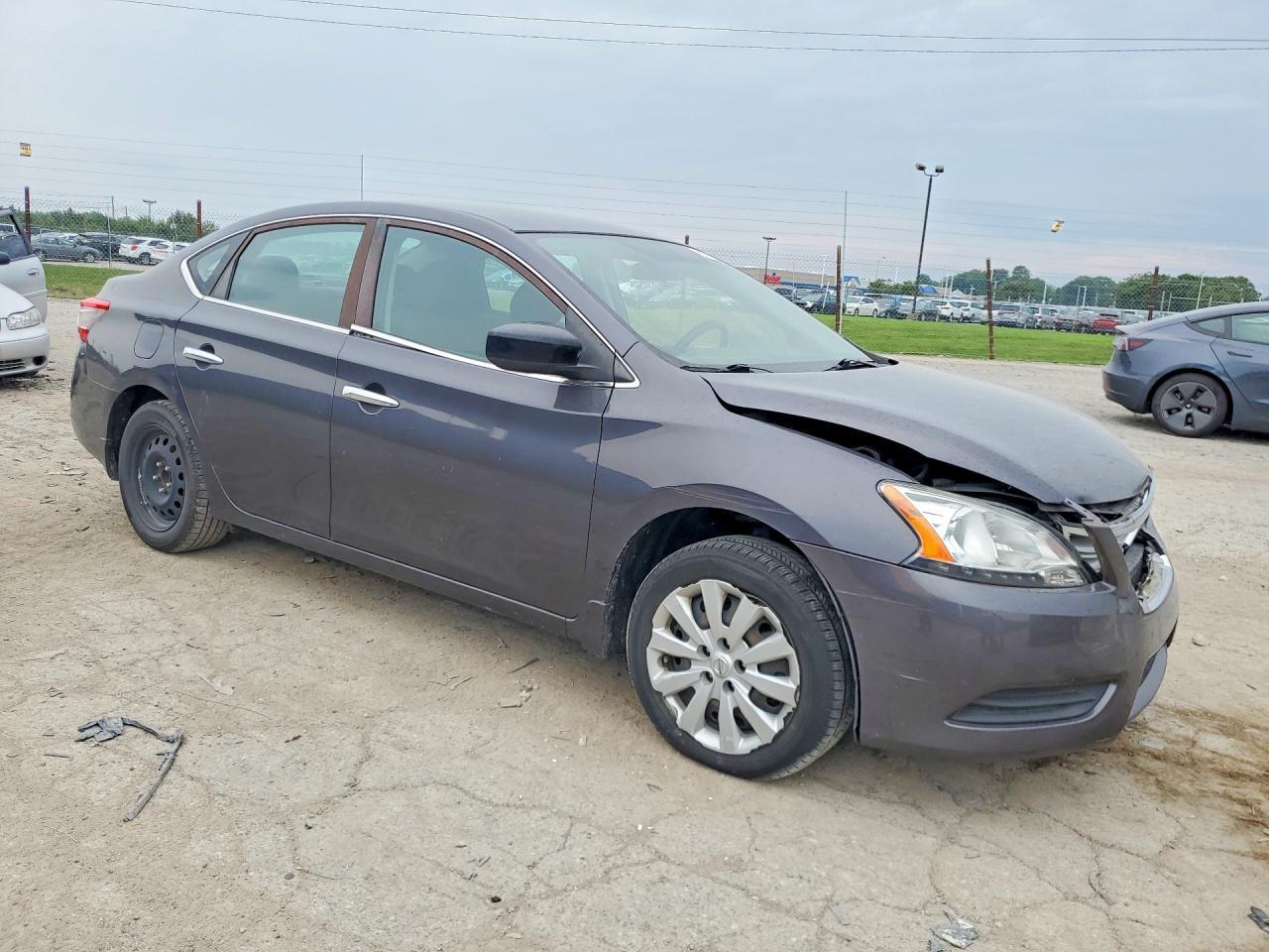 2014 Nissan Sentra S - zdjęcie 4