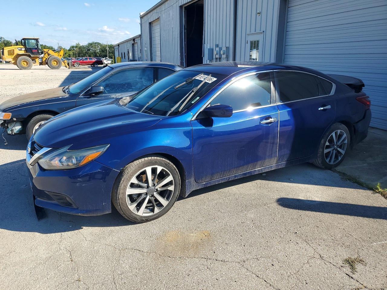 2017 Nissan Altima 2.5 Sr - zdjęcie główne