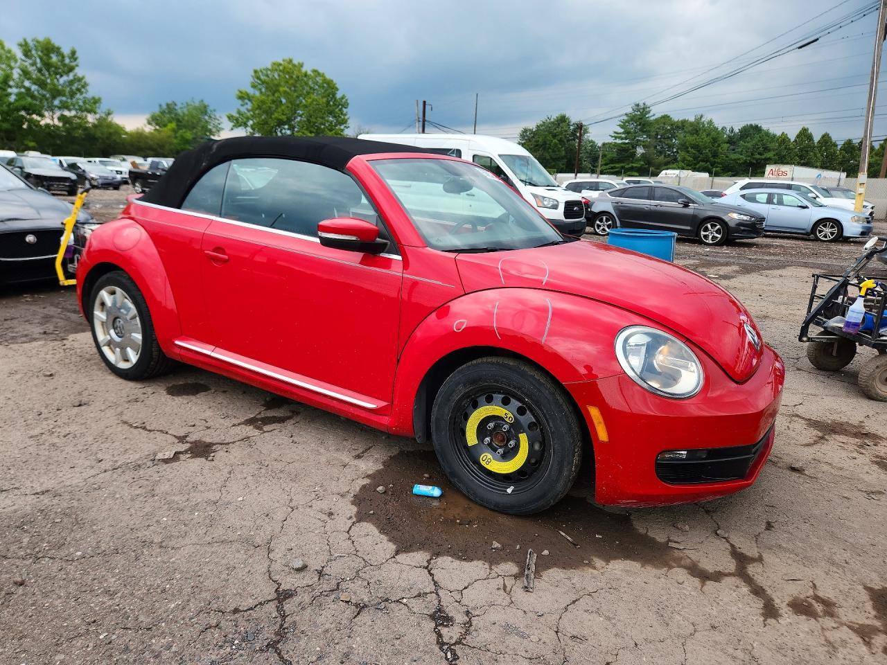 2013 Volkswagen Beetle - zdjęcie 4