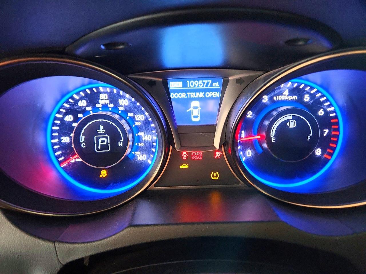 2013 Hyundai Genesis Coupe 2.0T - zdjęcie 9