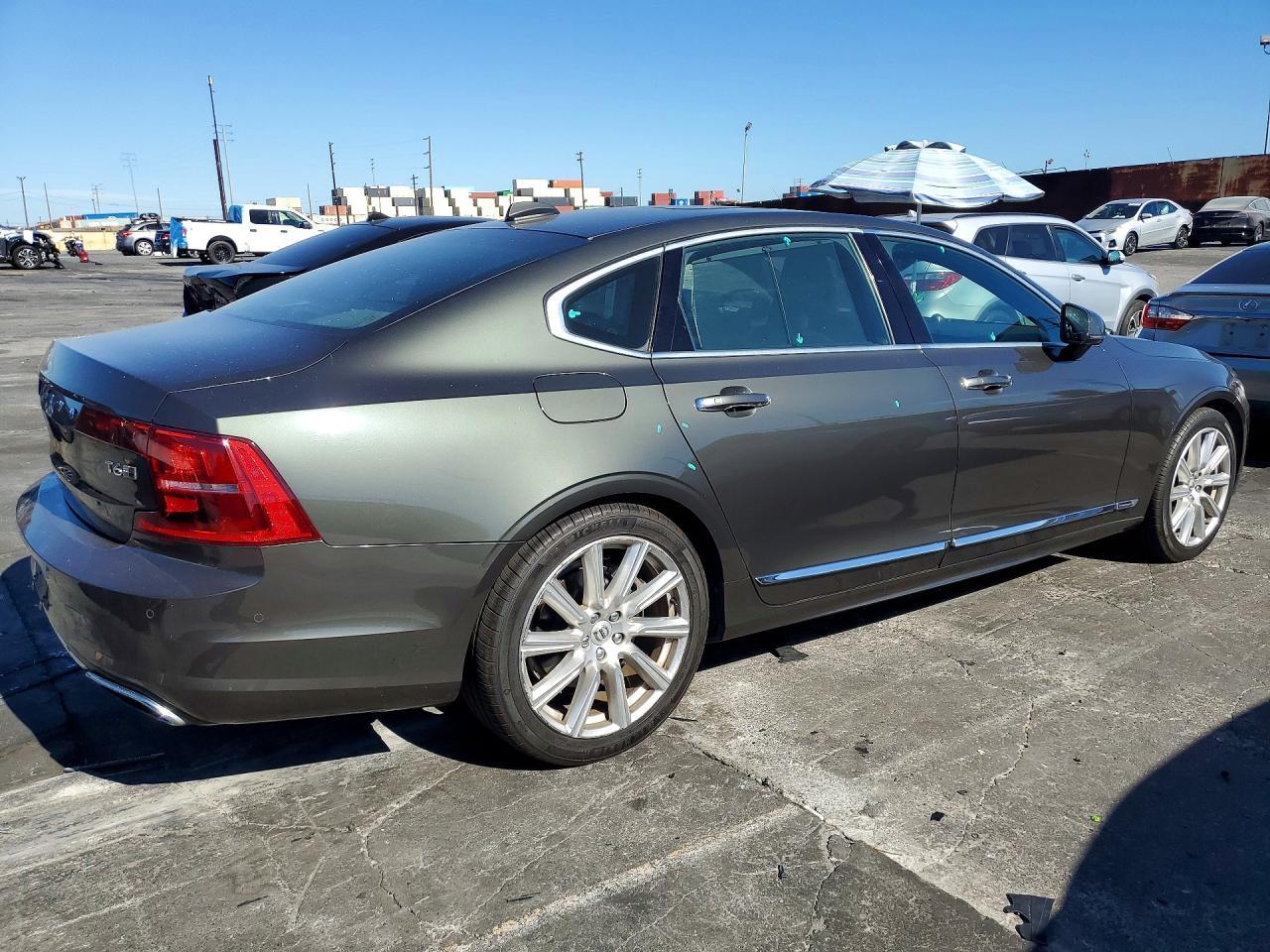 2020 Volvo S90 T6 Inscription - zdjęcie 3