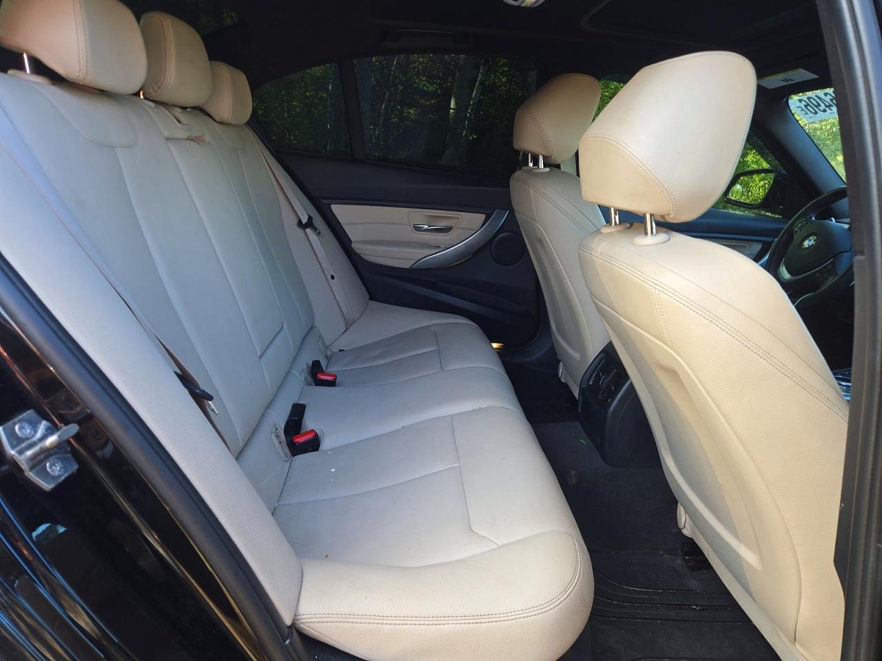 2014 BMW 328 Xi - zdjęcie 10