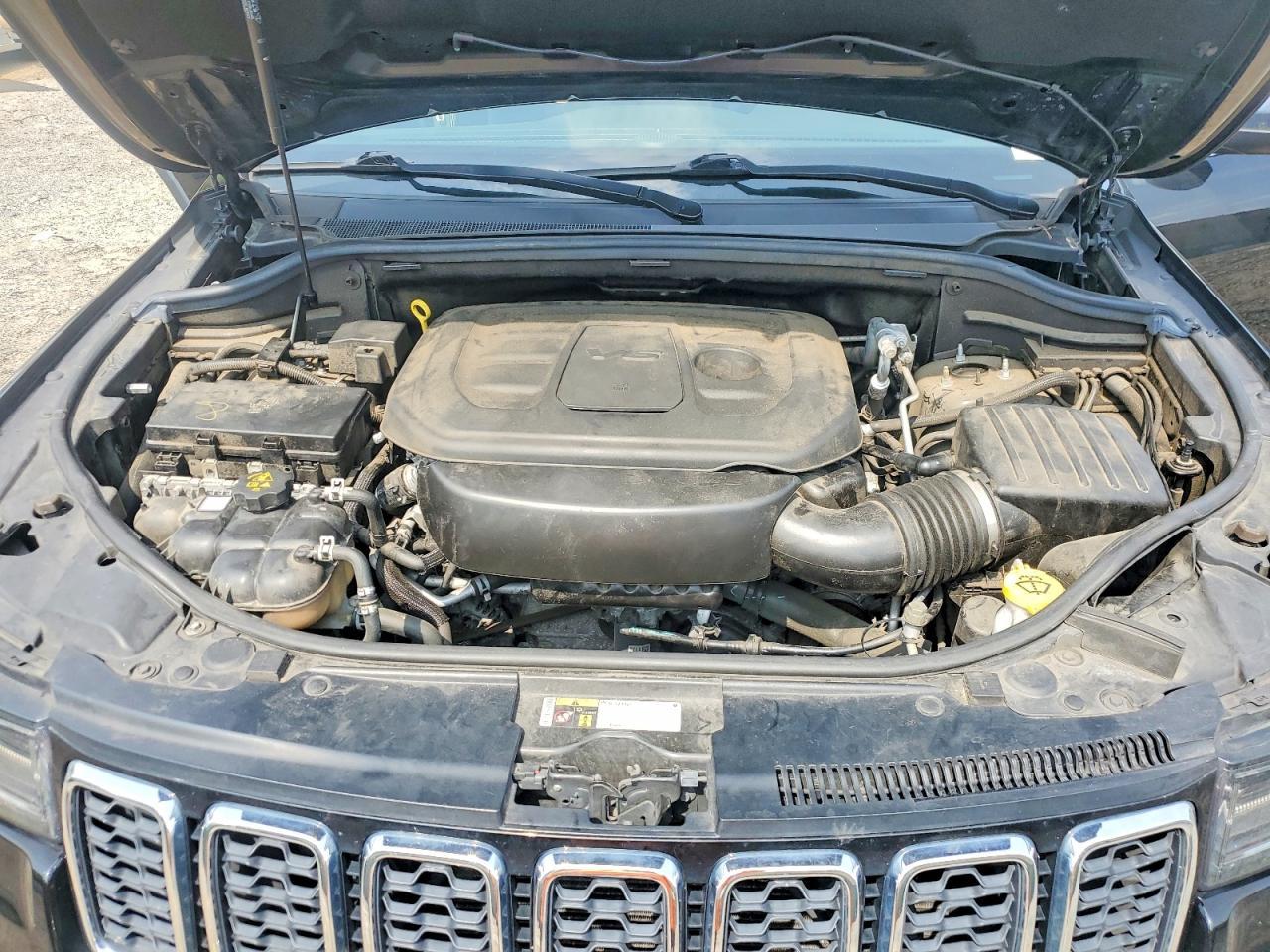 2019 Jeep Grand Cherokee Limited - zdjęcie 12