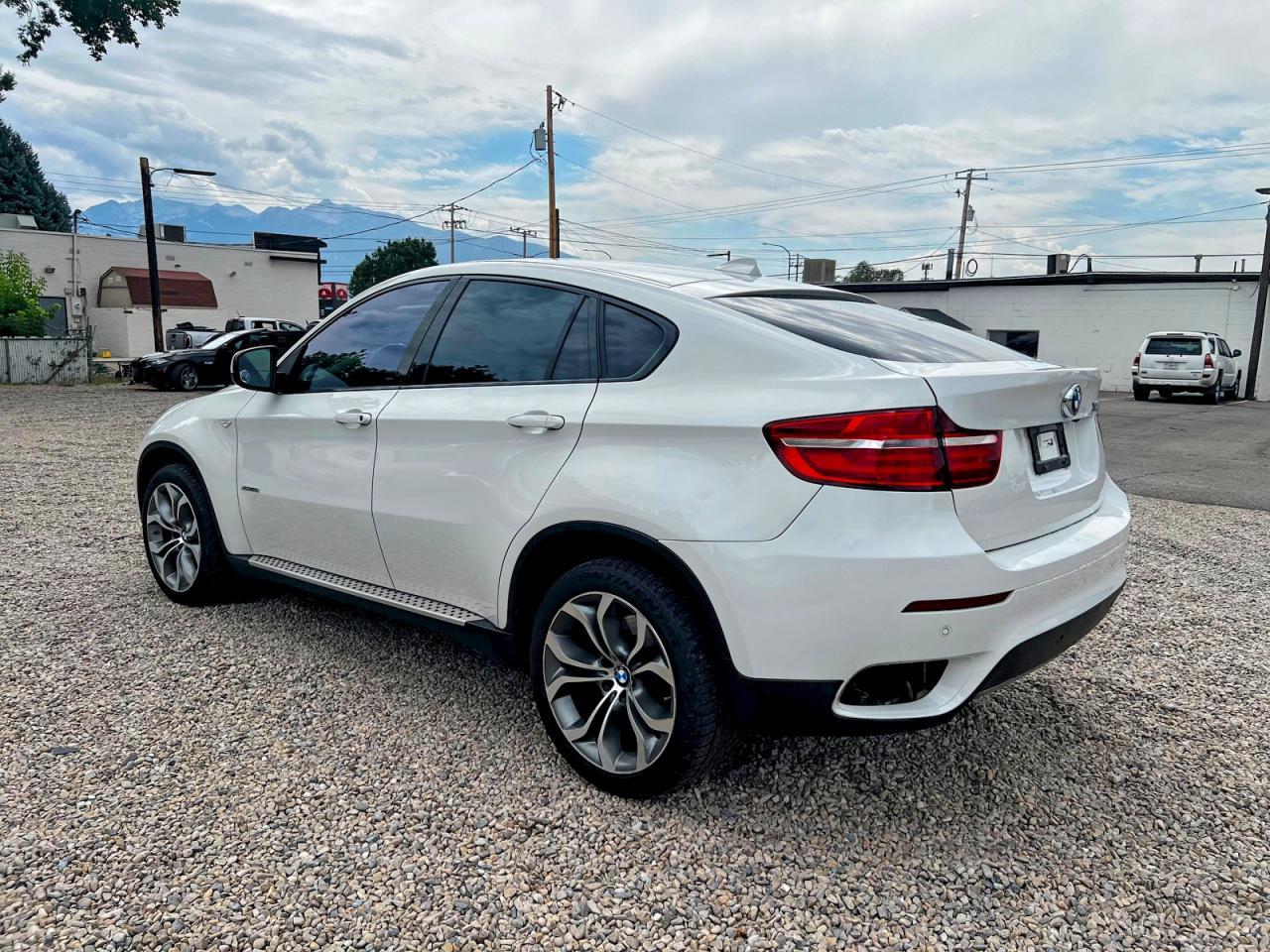 2014 BMW X6 xDrive50I - zdjęcie 3