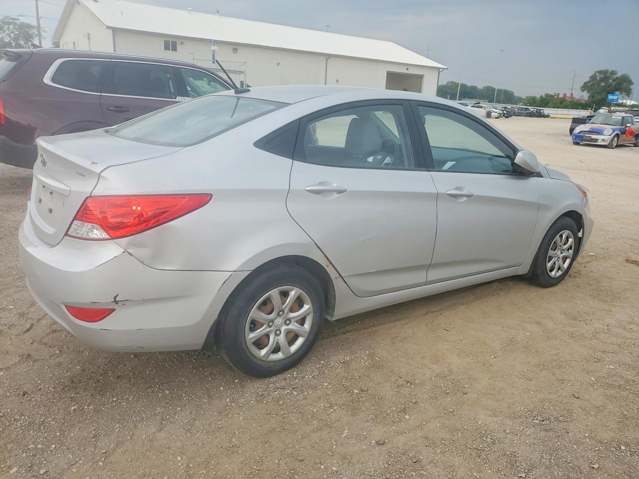 2013 Hyundai Accent Gls - zdjęcie 3