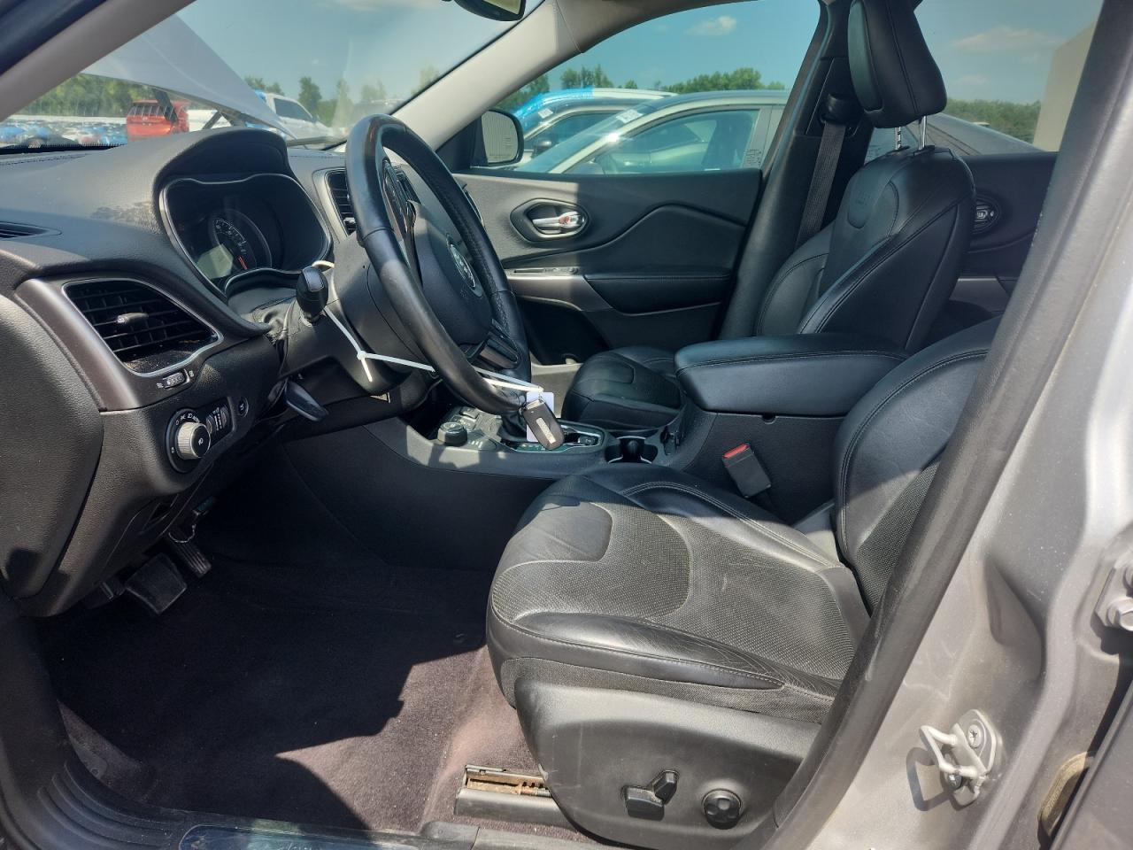 2019 Jeep Cherokee Limited - zdjęcie 7