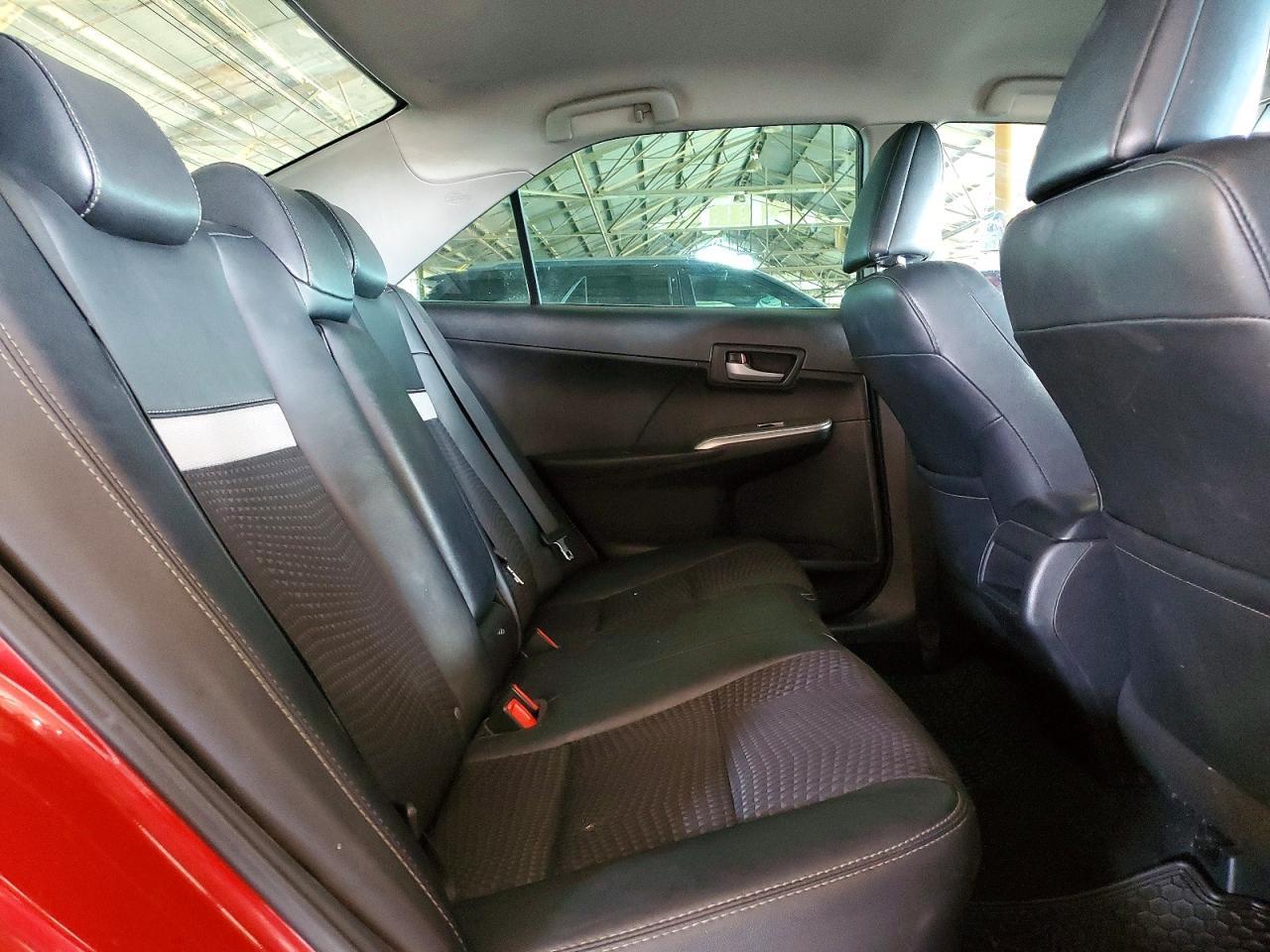 2014 Toyota Camry Se - zdjęcie 10