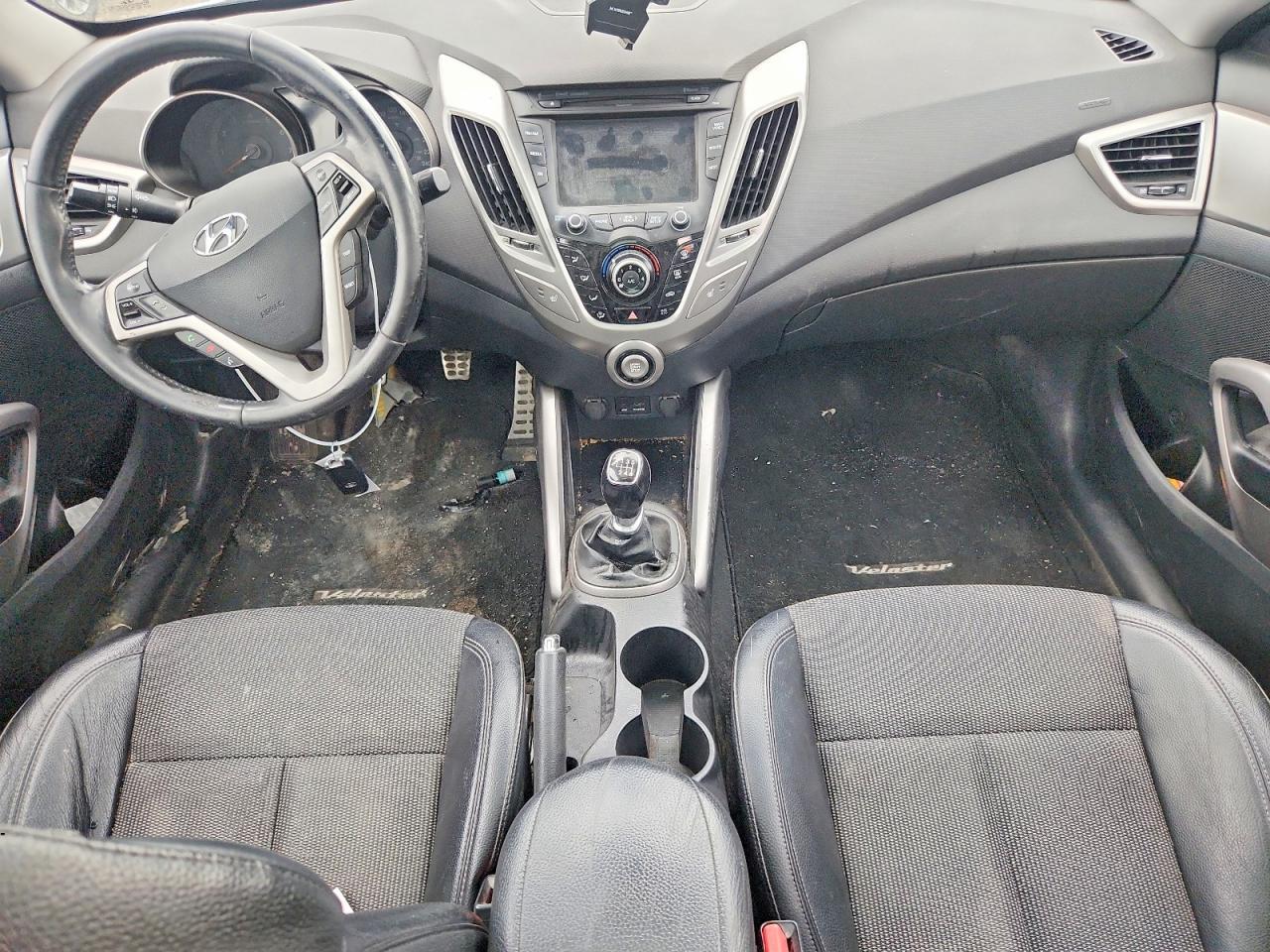 2013 Hyundai Veloster Base - zdjęcie 8
