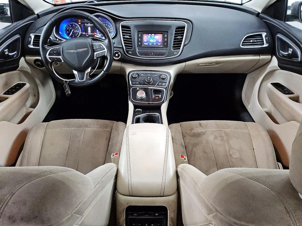 2015 Chrysler 200 Limited - zdjęcie 8