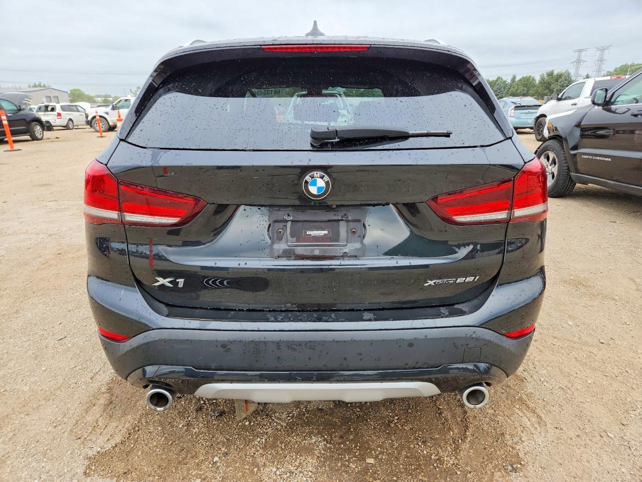 2021 BMW X1 xDrive28I - zdjęcie 6
