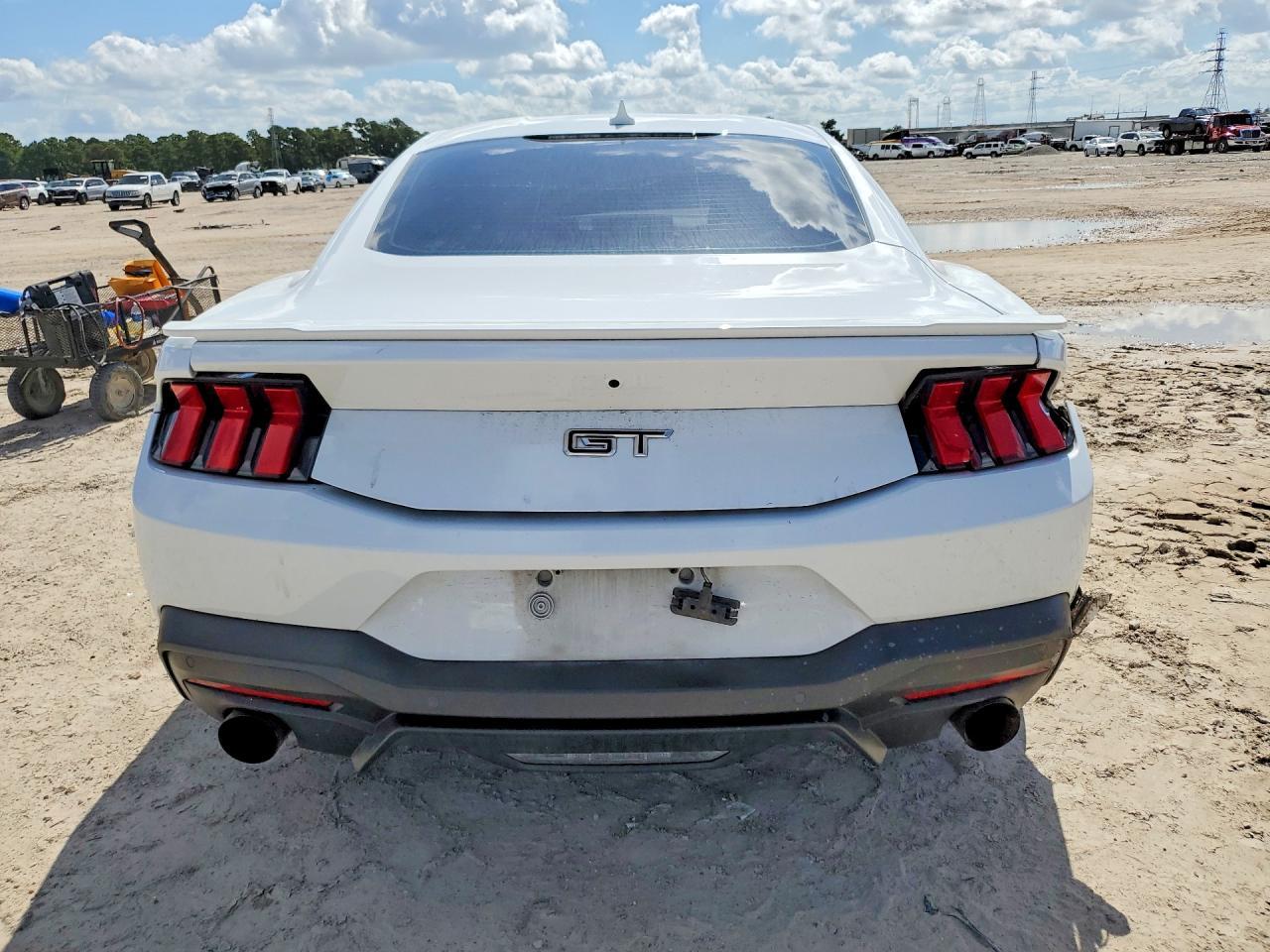 2024 Ford Mustang Gt - zdjęcie 6