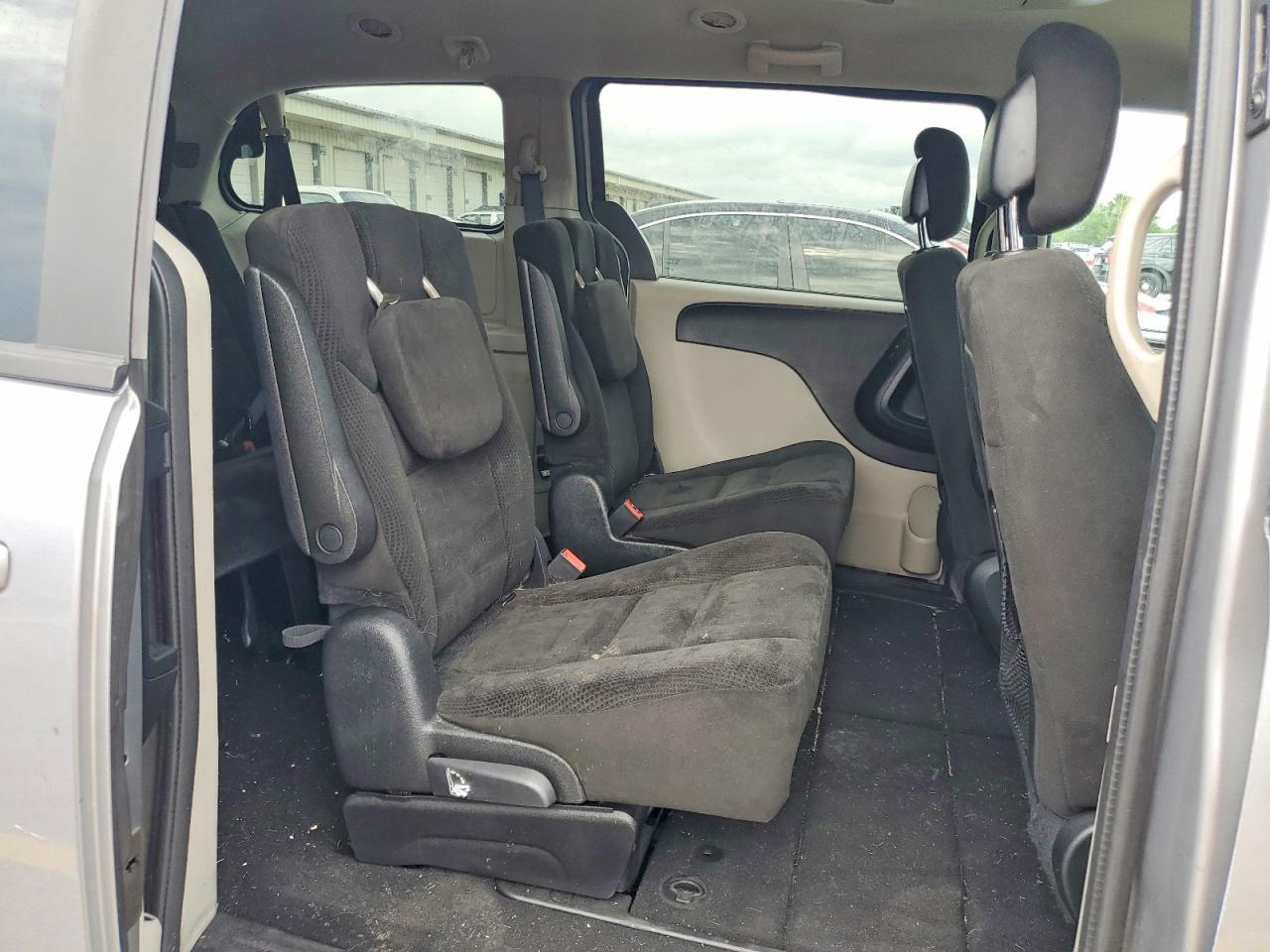2016 Dodge Grand Caravan Sxt - zdjęcie 11