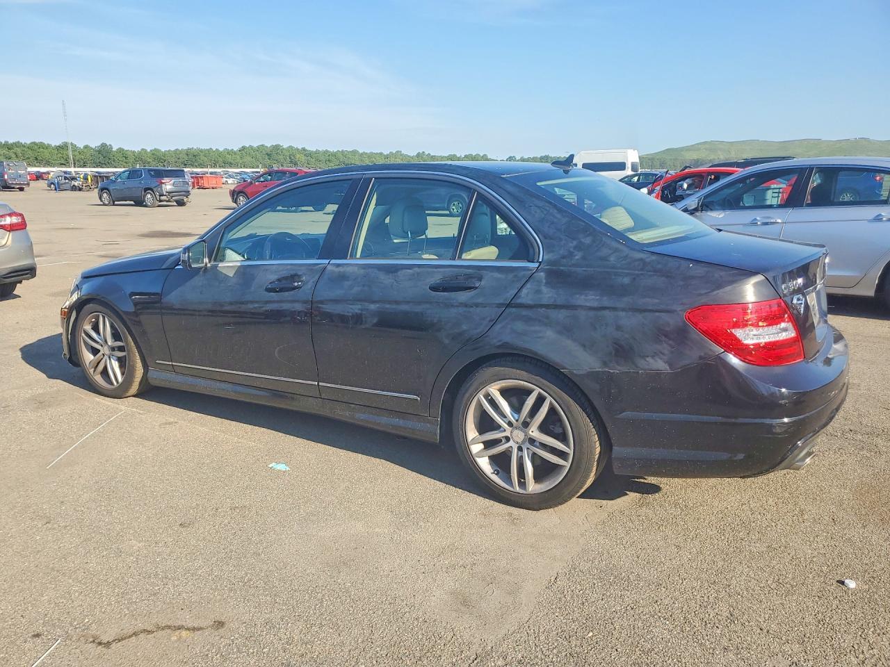 2013 Mercedes-Benz C 300 4Matic - zdjęcie 2