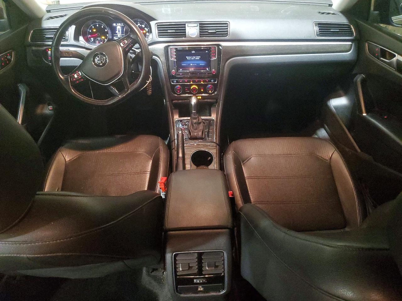 2016 Volkswagen Passat Se - zdjęcie 8