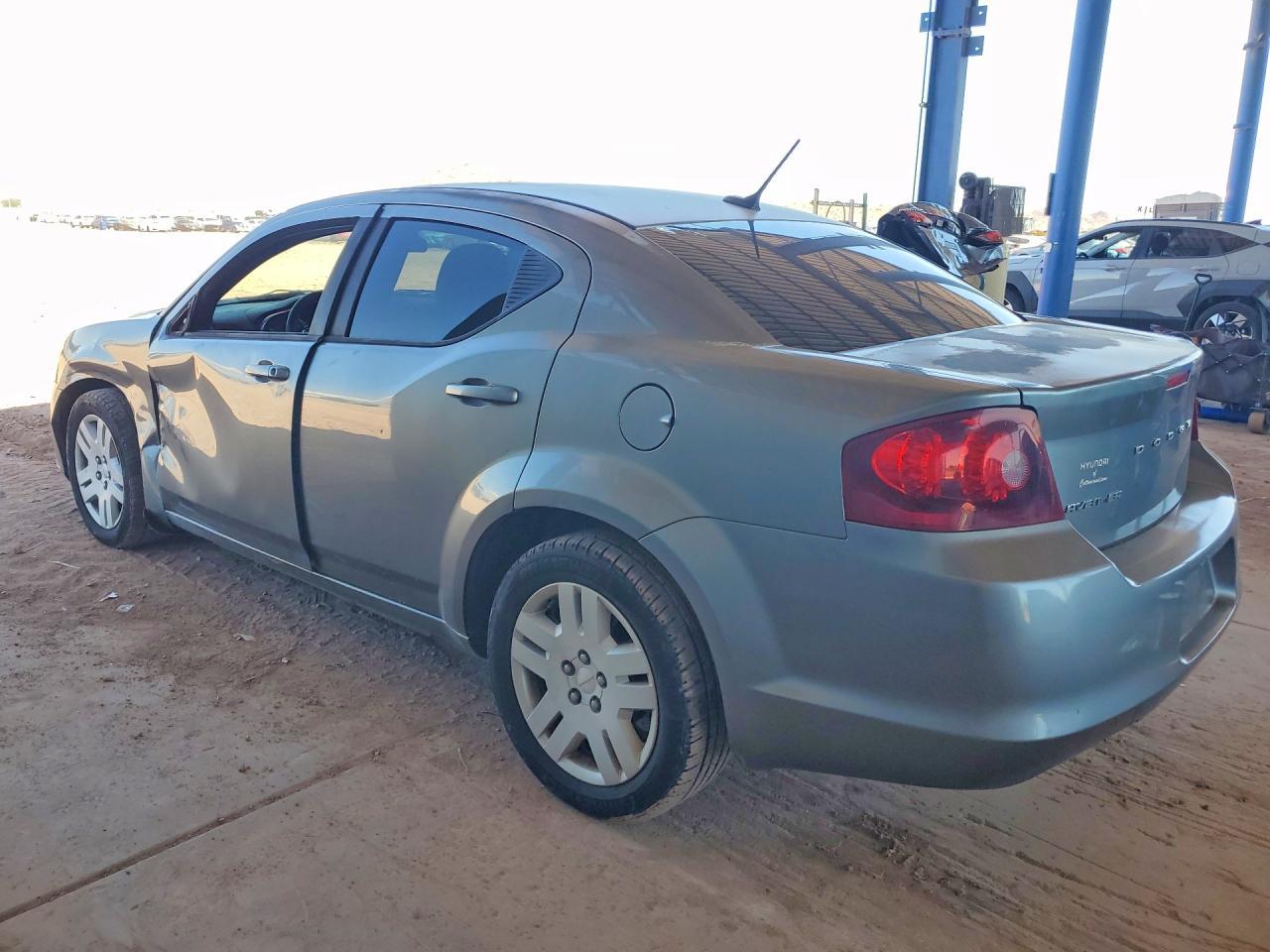 2013 Dodge Avenger Se - zdjęcie 2
