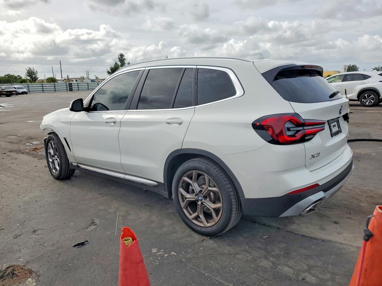 2024 BMW X3 Sdrive30I - zdjęcie 2