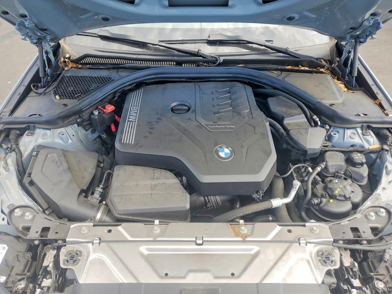 2024 BMW 330I - zdjęcie 11