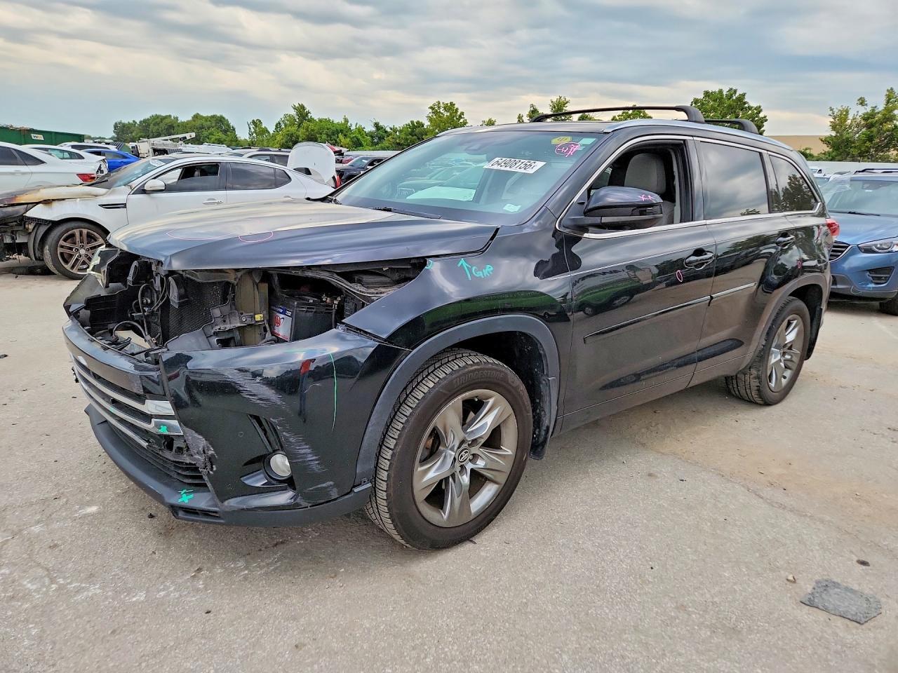 2017 Toyota Highlander Limited Platinum - zdjęcie główne