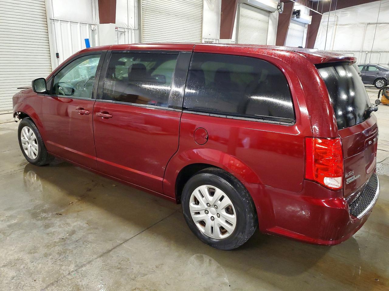 2018 Dodge Grand Caravan Se - zdjęcie 2