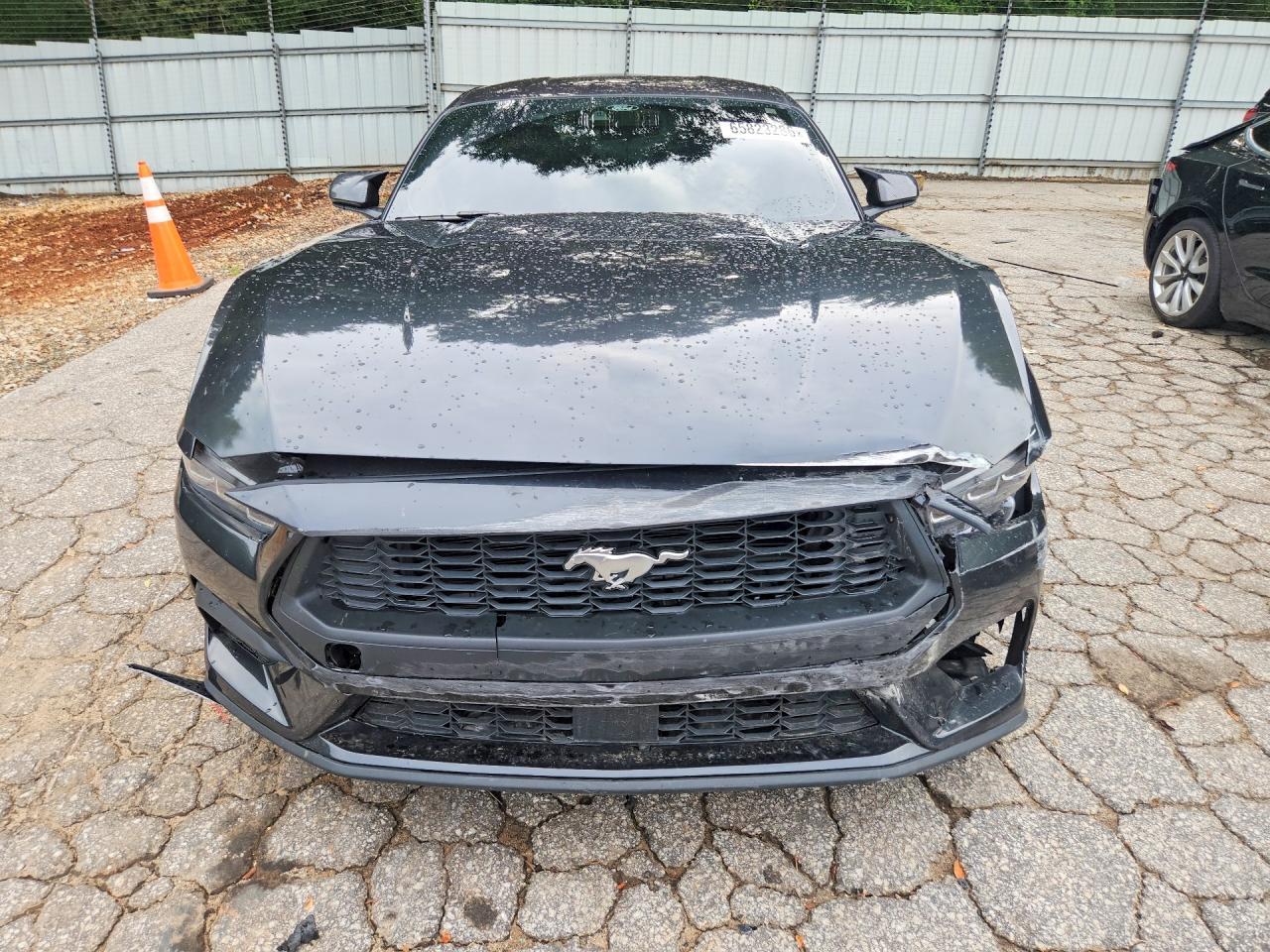 2024 Ford Mustang - zdjęcie 5