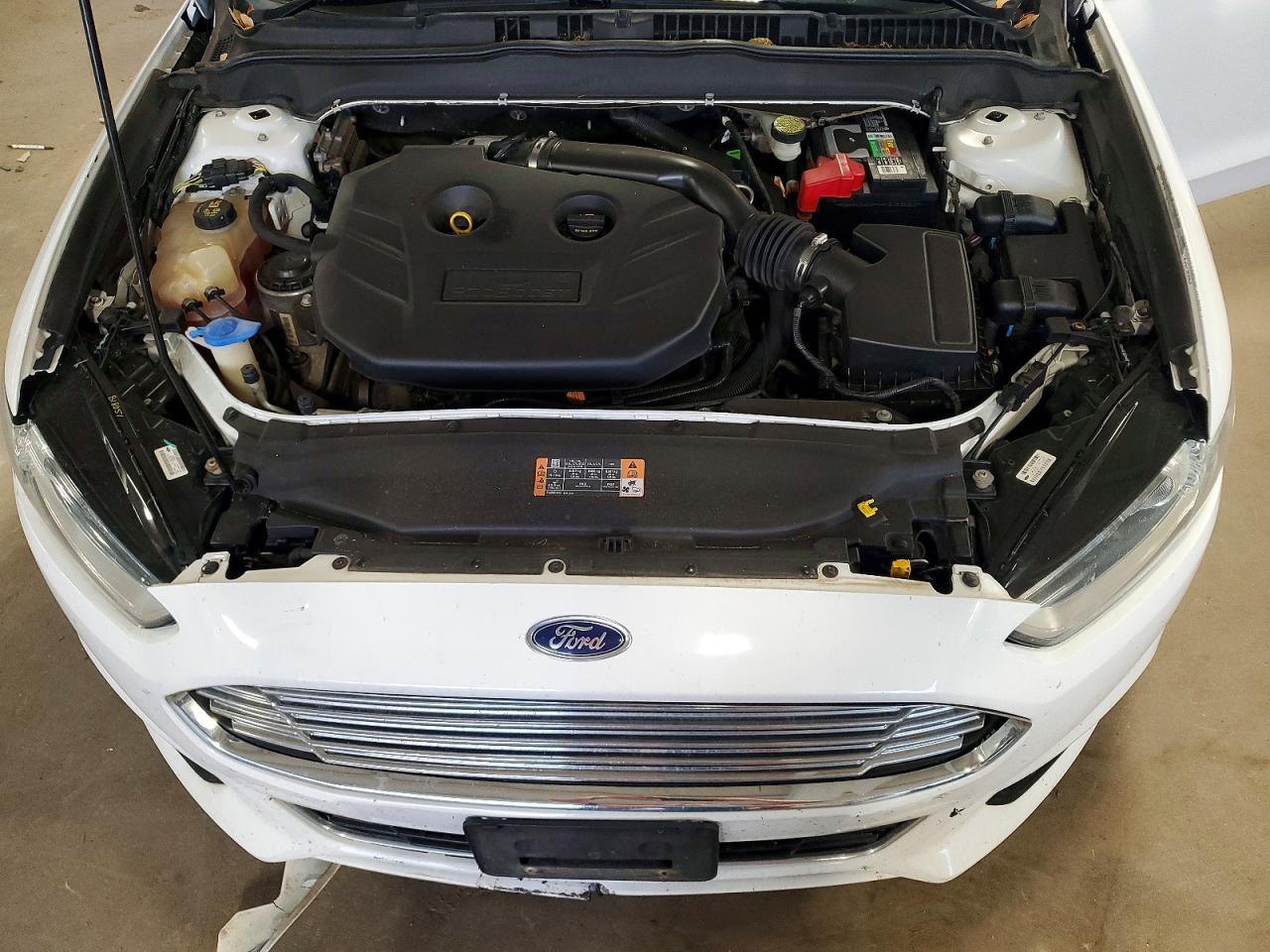 2015 Ford Fusion Titanium - zdjęcie 11