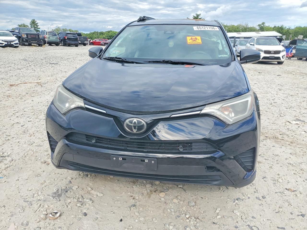 2018 Toyota Rav4 Le - zdjęcie 5