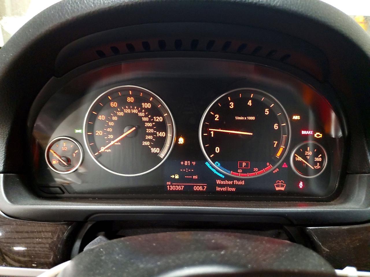 2014 BMW Seria 5 535i - zdjęcie 9