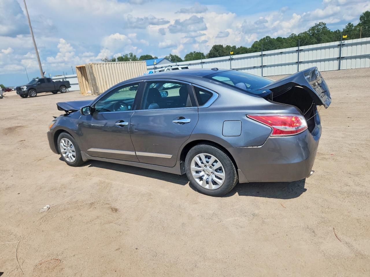 2015 Nissan Altima 2.5 S - zdjęcie 2