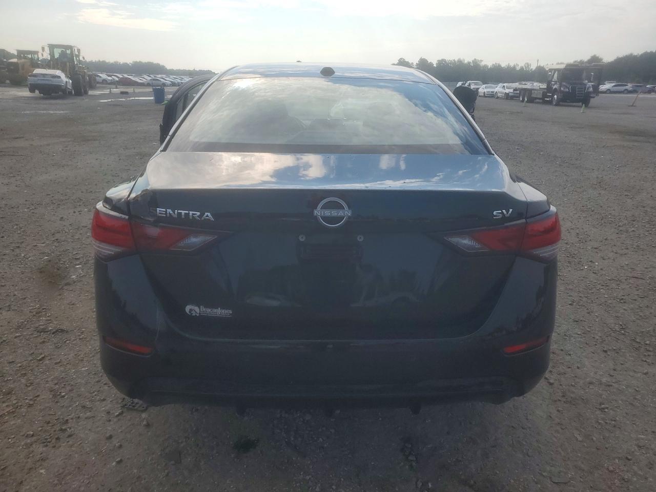 2024 Nissan Sentra Sv - zdjęcie 6