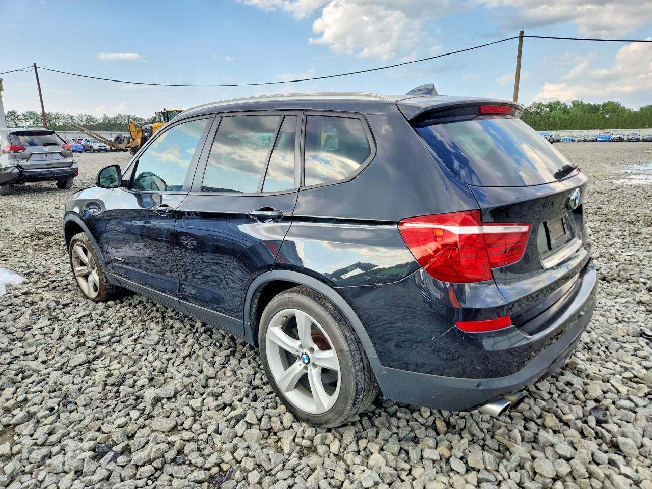 2017 BMW X3 xDrive28I - zdjęcie 2