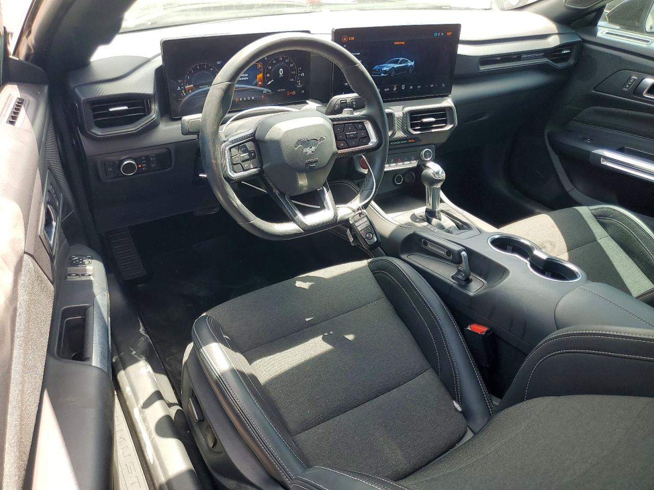 2024 Ford Mustang Gt - zdjęcie 8
