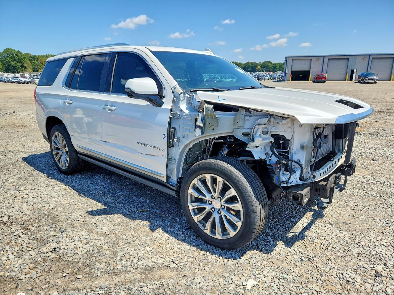 2022 GMC Yukon Denali - zdjęcie 4