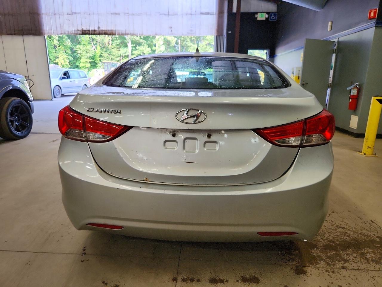2013 Hyundai Elantra Gls - zdjęcie 6