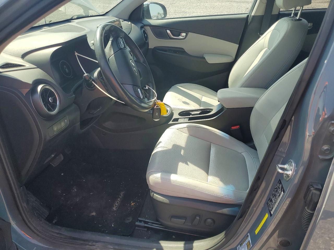2022 Hyundai Kona Limited - zdjęcie 7