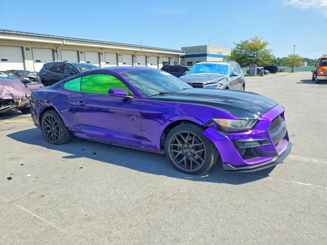 2015 Ford Mustang - zdjęcie 4