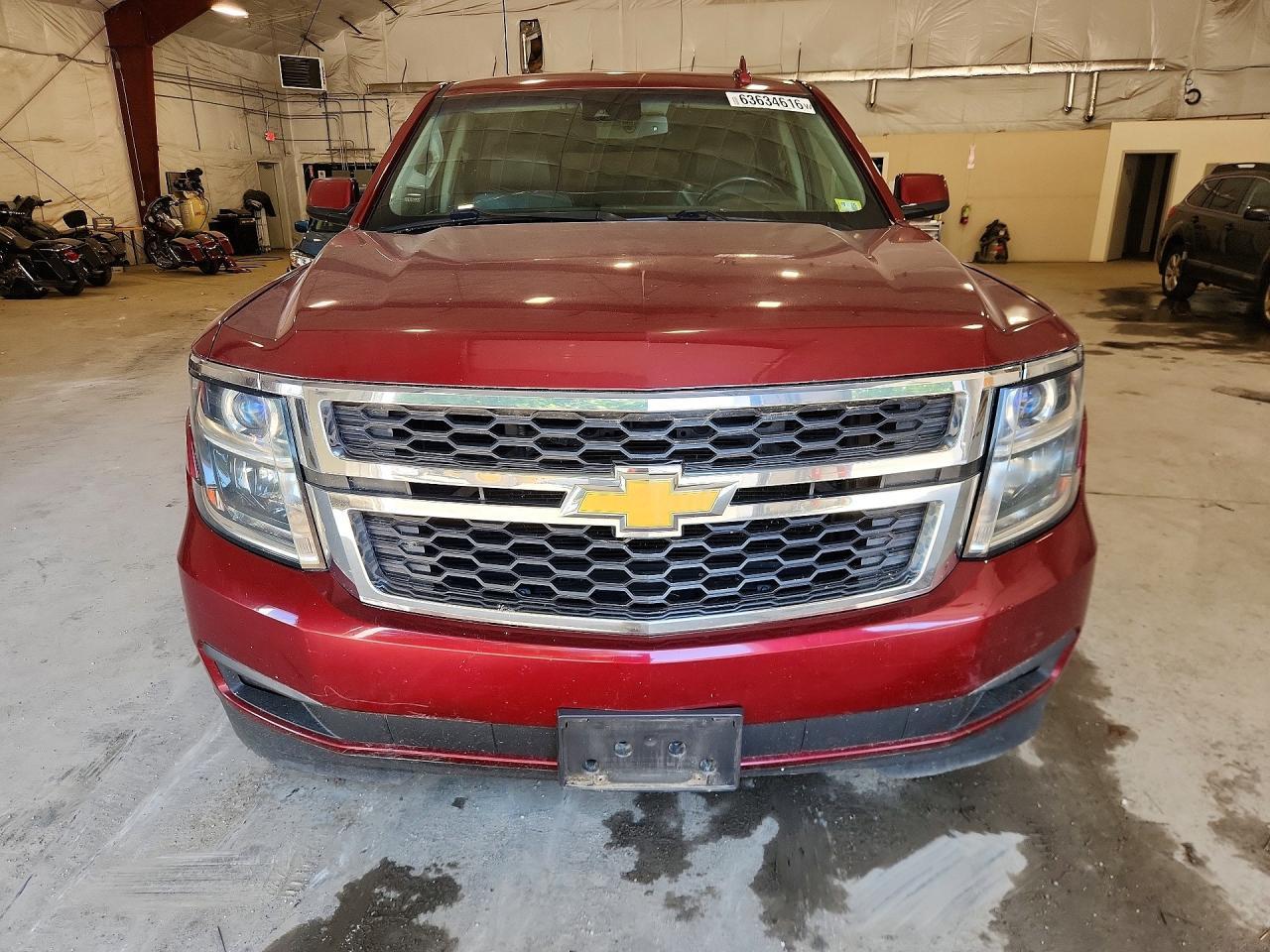 2016 Chevrolet Suburban K1500 Lt - zdjęcie 5