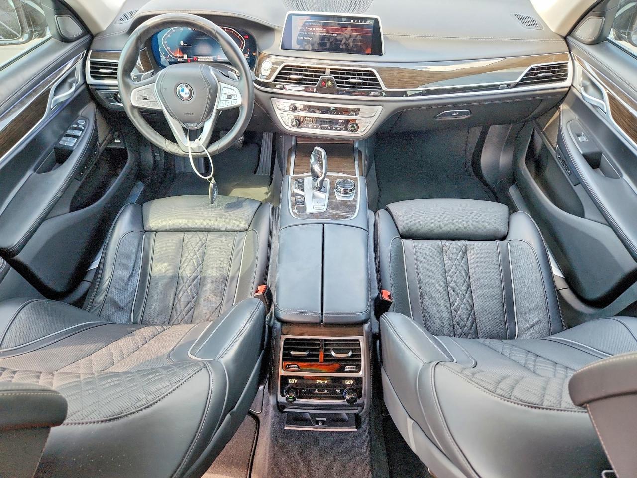 2022 BMW 740 I - zdjęcie 8