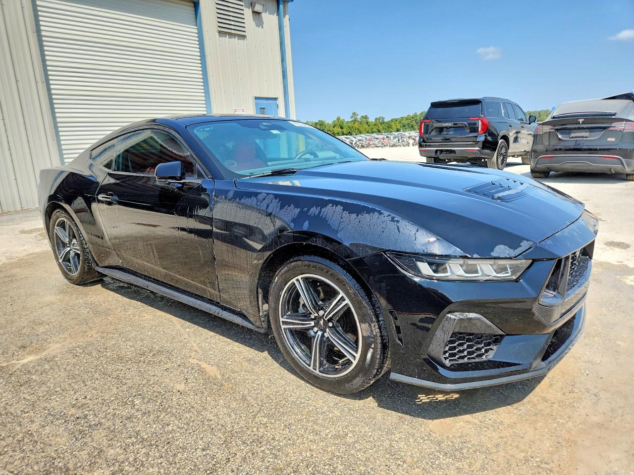 2024 Ford Mustang - zdjęcie 4