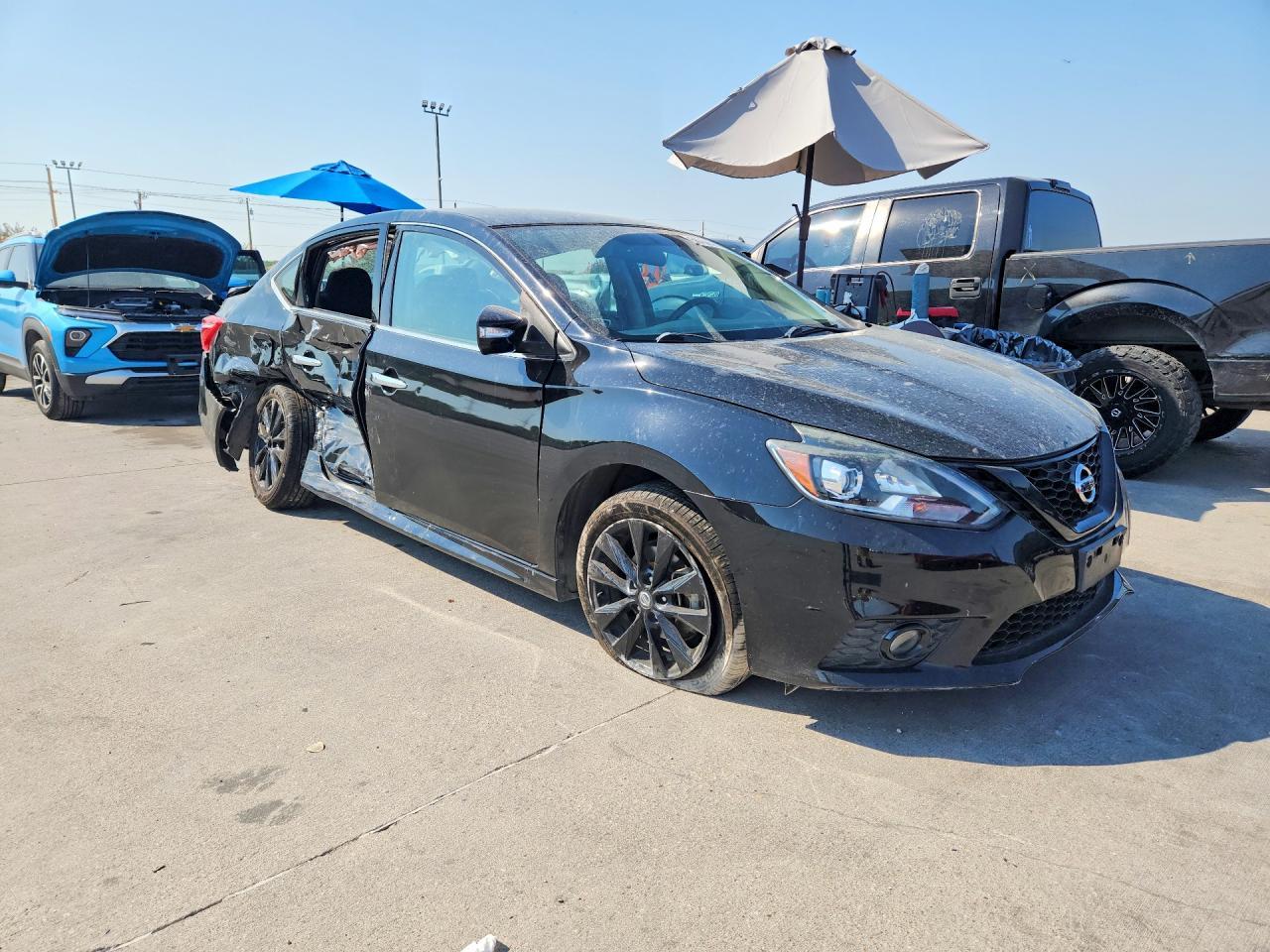 2018 Nissan Sentra Sr - zdjęcie 4
