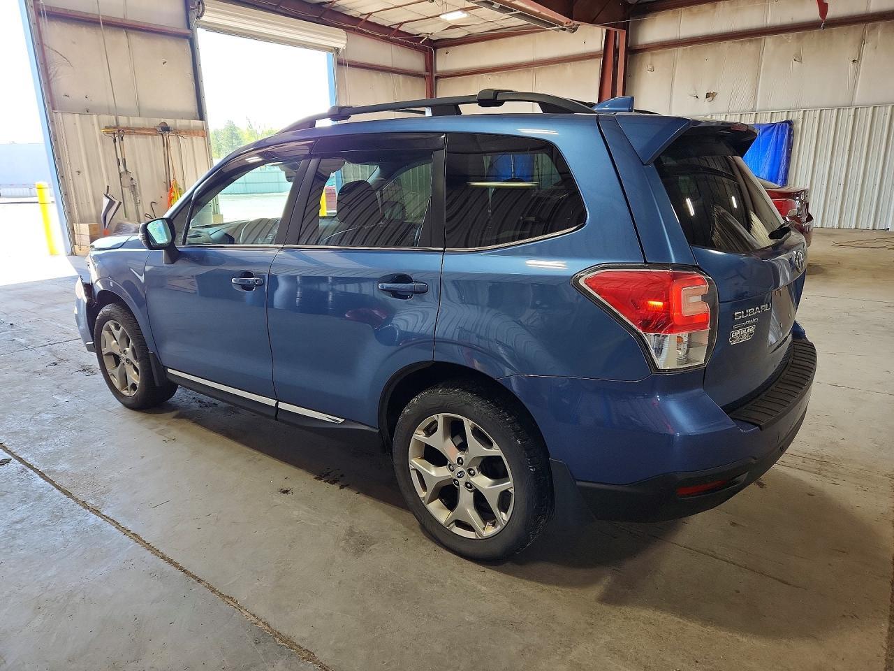 2017 Subaru Forester 2.5I Touring - zdjęcie 2