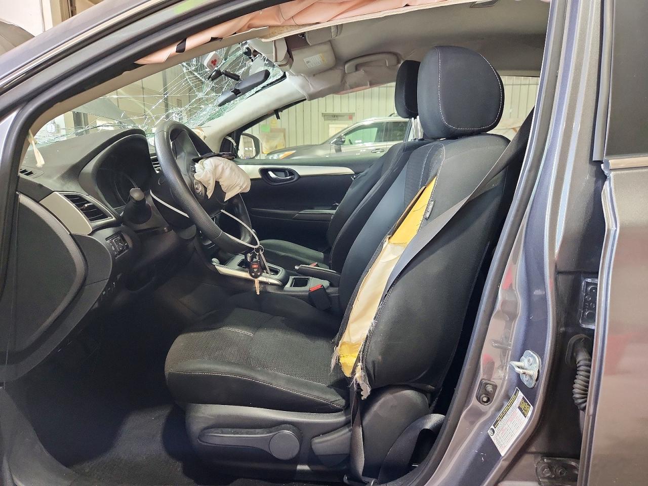 2018 Nissan Sentra S - zdjęcie 7