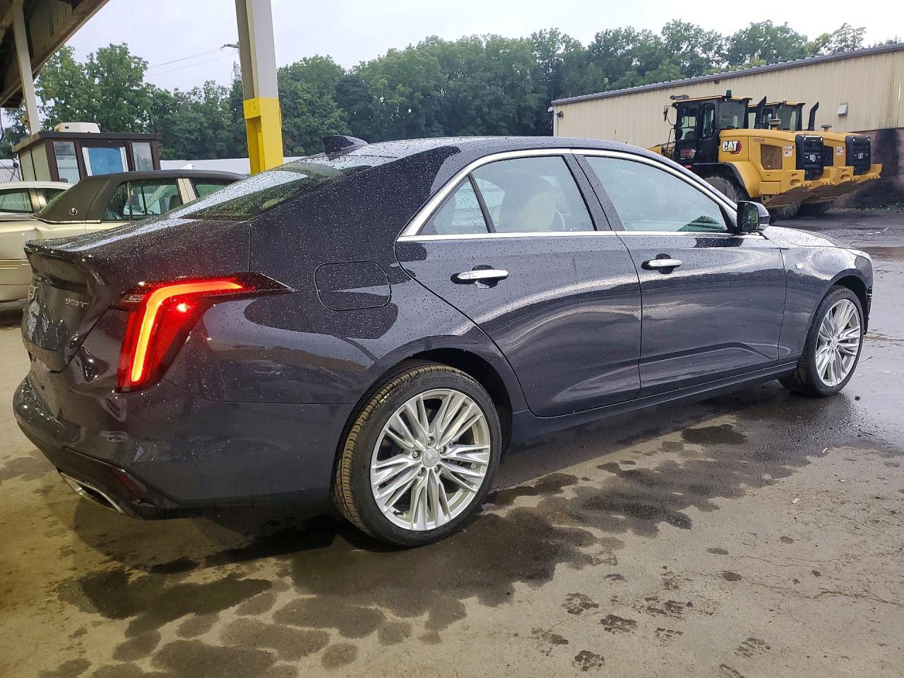2024 Cadillac Ct4 Premium Luxury - zdjęcie 3