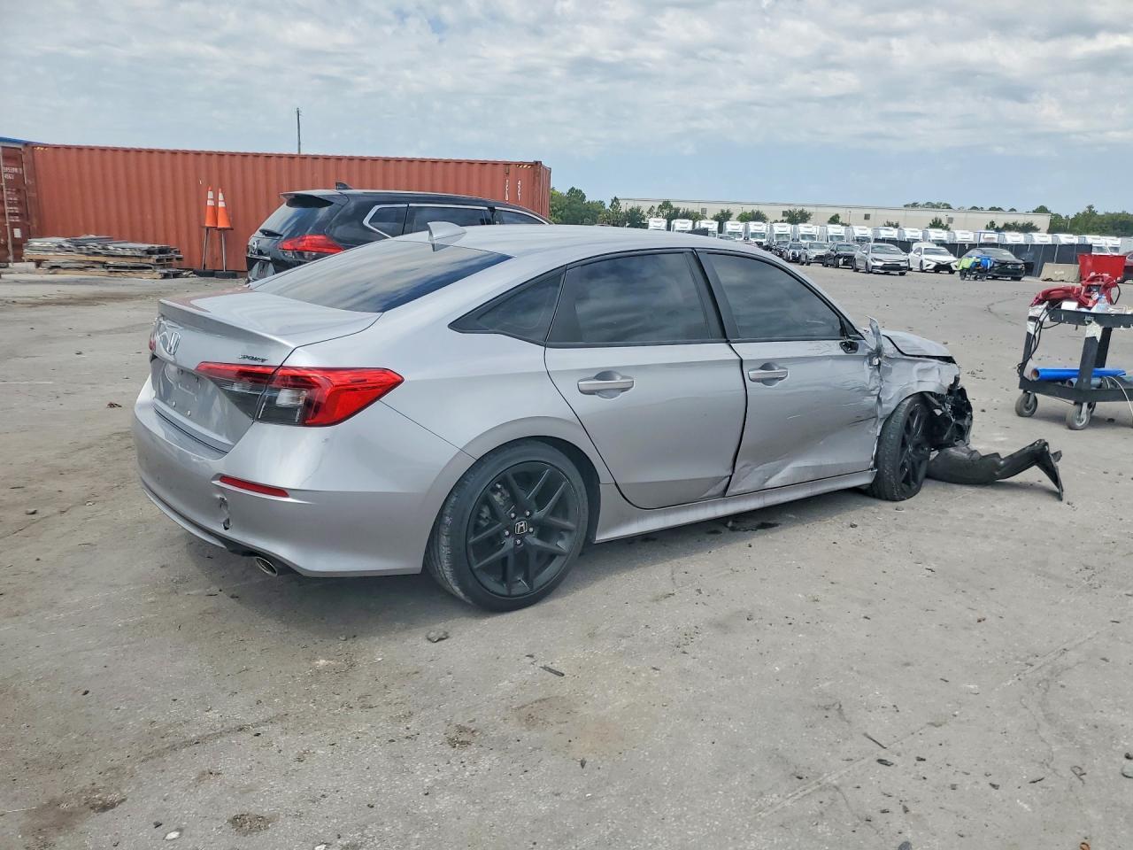 2022 Honda Civic Sport - zdjęcie 3