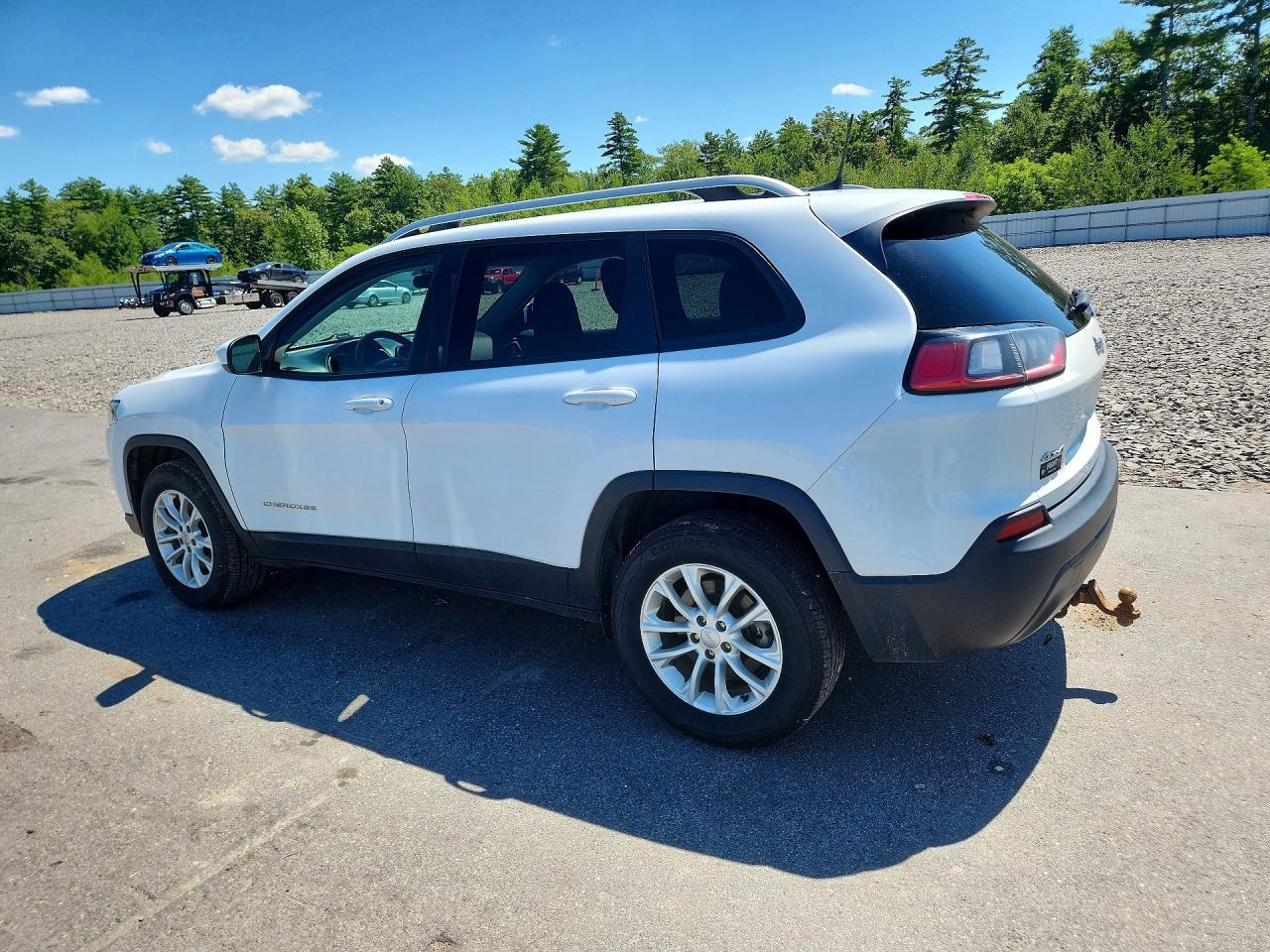 2020 Jeep Cherokee Latitude - zdjęcie 2